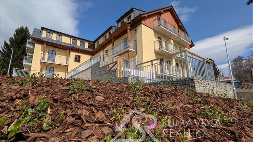 NOVÝ BYT 2+kk, DVA BALKONY A VÝHLED NA ŠUMAVU-KAŠPERSKÉ HORY 1