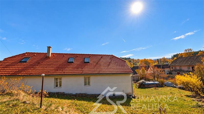 DŮM POD HRADEM KAŠPERK PO REKONSTRUKCI IHNED K NASTĚHOVÁNÍ, NEZDICE NA ŠUMAVĚ-MIMOŘÁDNÉ SNÍŽENÍ CENY 1