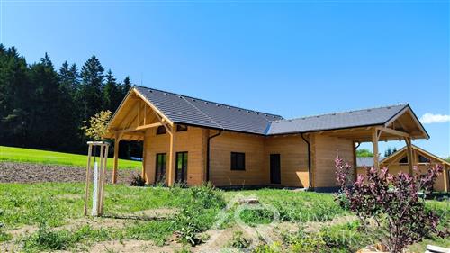 NOVOSTAVBA RODINNÉHO DOMU NA ÚBOČÍ JAVORNÍKU – ROHANOV, CENTRÁLNÍ ŠUMAVA 1