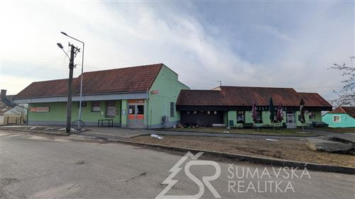 ZAVEDENÝ OBCHOD A FUNGUJÍCÍ RESTAURACE V CENTRU OBCE PŘEDSLAV 1