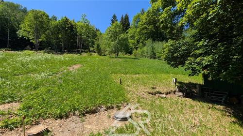 STAVEBNÍ POZEMEK NA KRÁSNÉM A KLIDNÉM MÍSTĚ V BLÍZKOSTI ŘEKY OTAVY NA HRANICI NÁRODNÍHO PARKU ŠUMAVA-REJŠTEJN SLEVA 1