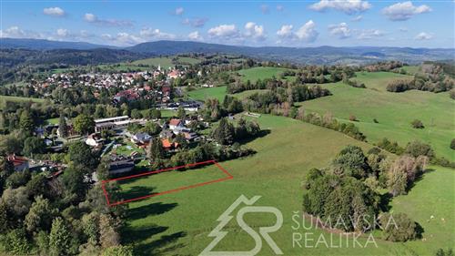 STAVEBNÍ POZEMEK O VÝMĚŘE 2.848 m2 S VÝHLEDEM,  OKRAJ KAŠPERSKÝCH HOR  – ŠUMAVA 1