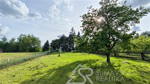 STAVEBNÍ POZEMEK NA KRÁSNÉM MÍSTĚ S PANORAMATICKÝM VÝHLEDEM  NA ŠUMAVSKÉ VRCHOLY, BENEŠOVA HORA 1