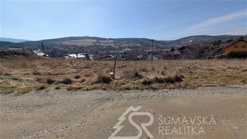 VÝJIMEČNÝ STAVEBNÍ POZEMEK VE VIMPERKU S VÝHLEDEM NA ZÁMEK A BOUBÍN 1